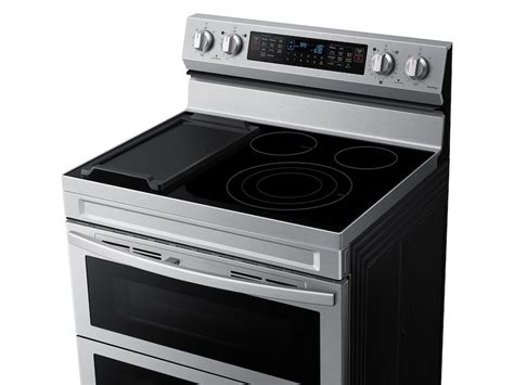 freestanding electric range with griddle